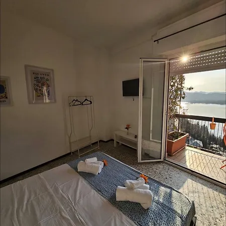 Sunset Balcony Panoramic View In شقة بْليفيو