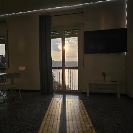 Sunset Balcony Panoramic View In شقة بْليفيو